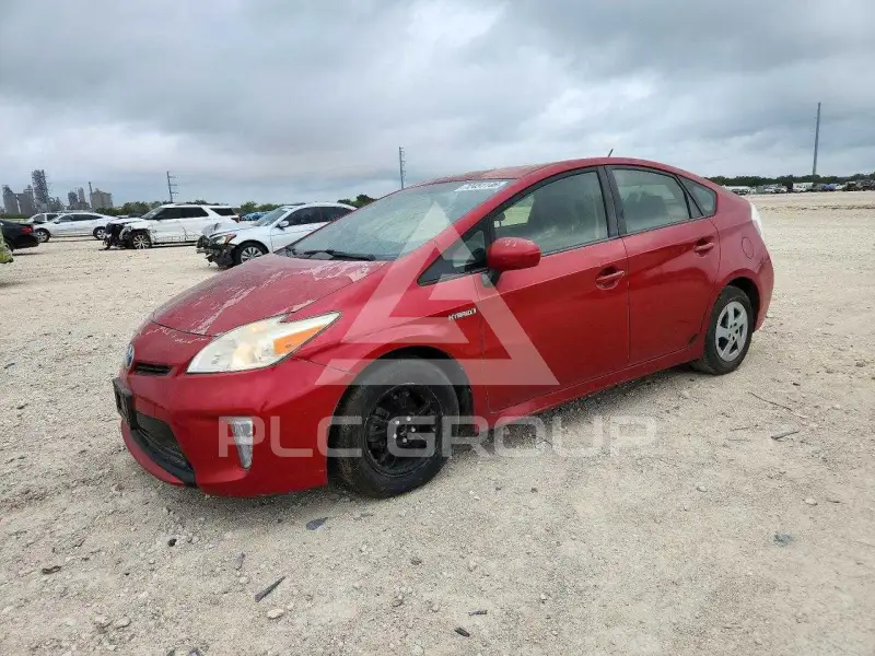 2013 Toyota PRIUS фото