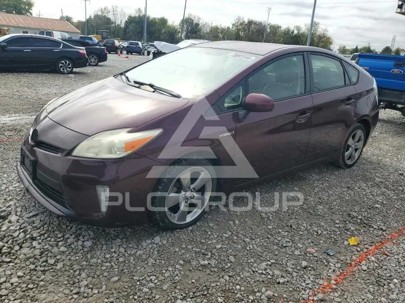 2013 Toyota PRIUS photo