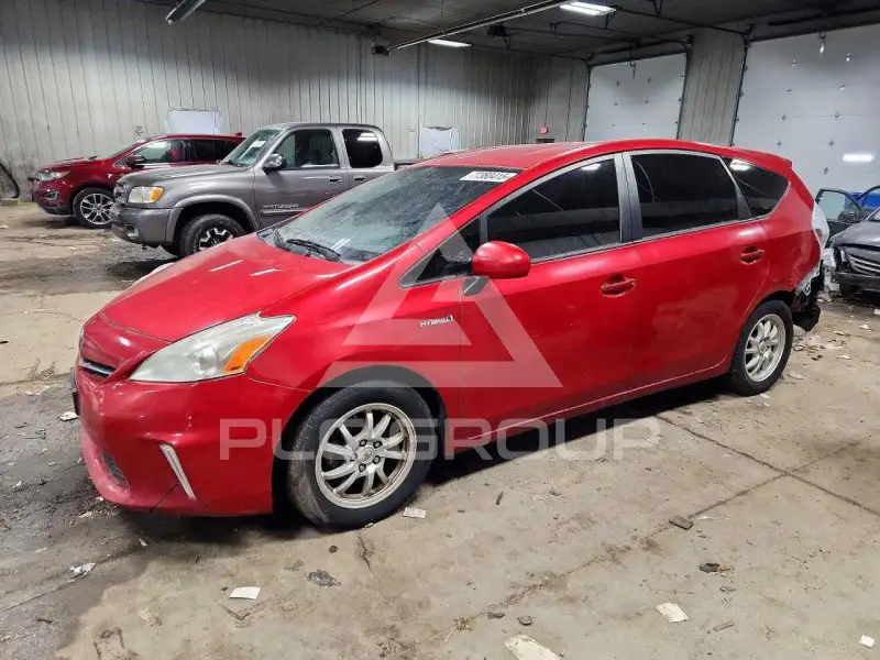 2013 Toyota PRIUS фото