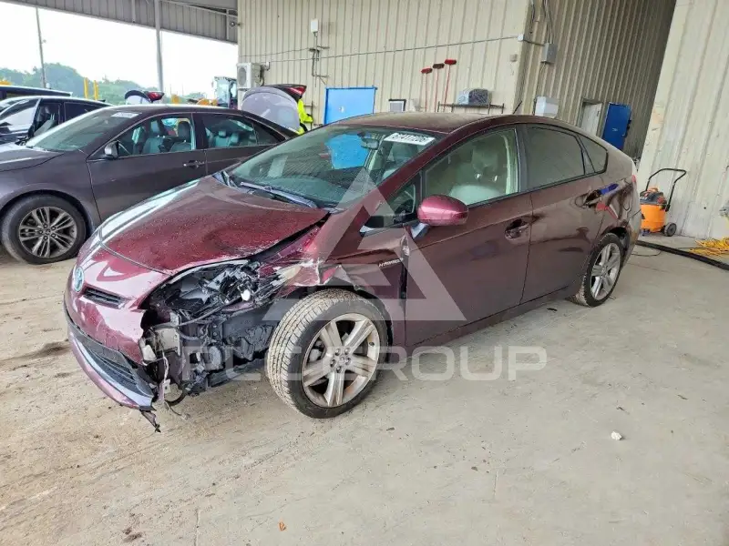2013 Toyota PRIUS photo