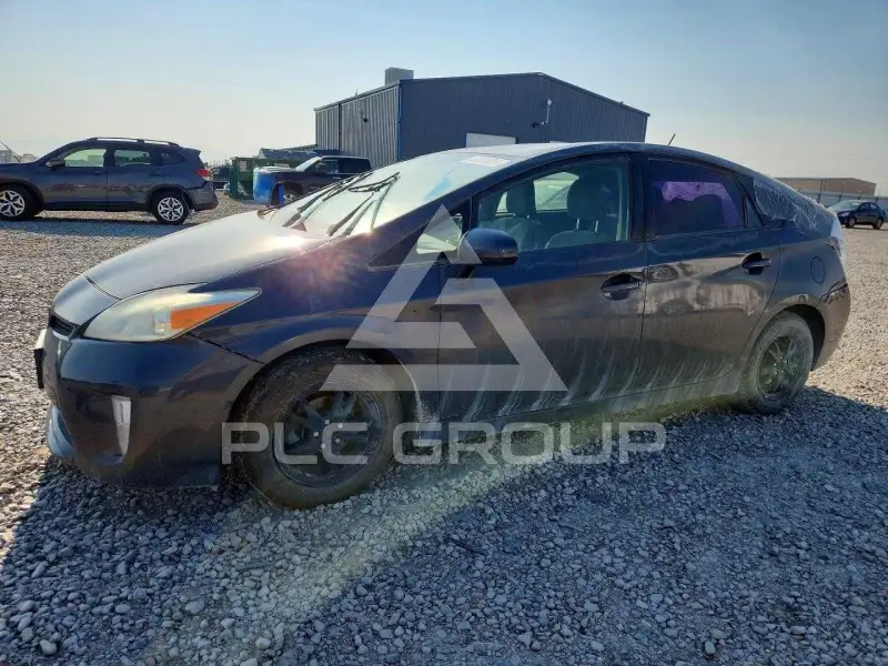 2013 Toyota PRIUS фото