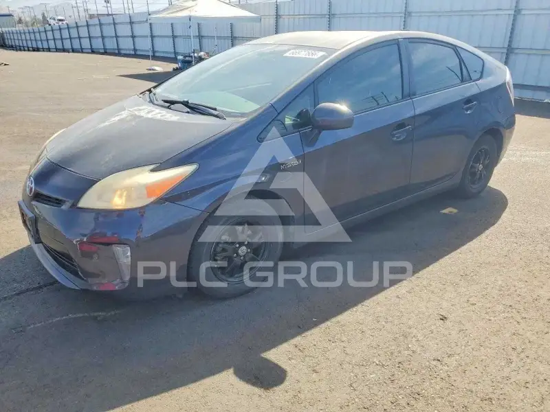 2013 Toyota PRIUS photo