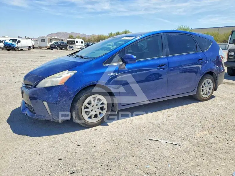 2013 Toyota PRIUS фото