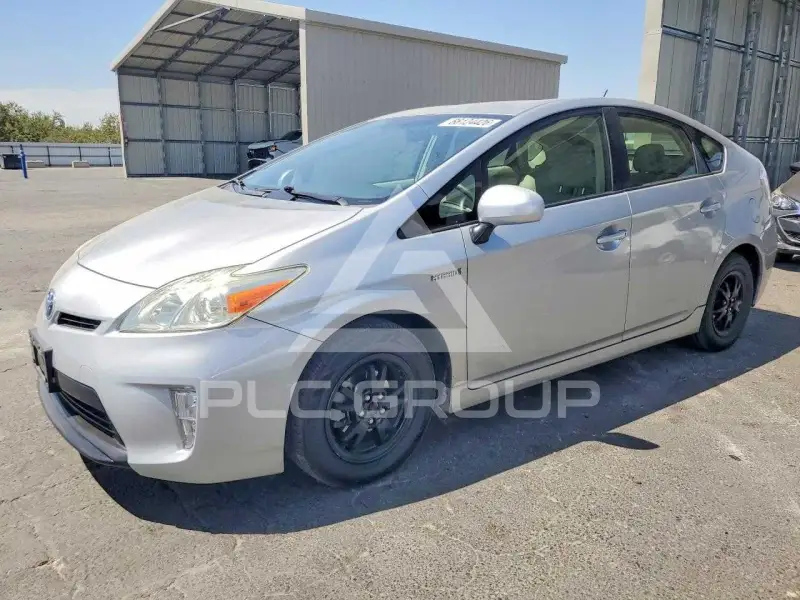 2013 Toyota PRIUS фото