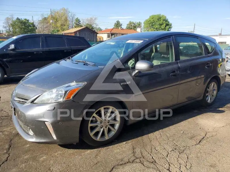 2013 Toyota PRIUS фото