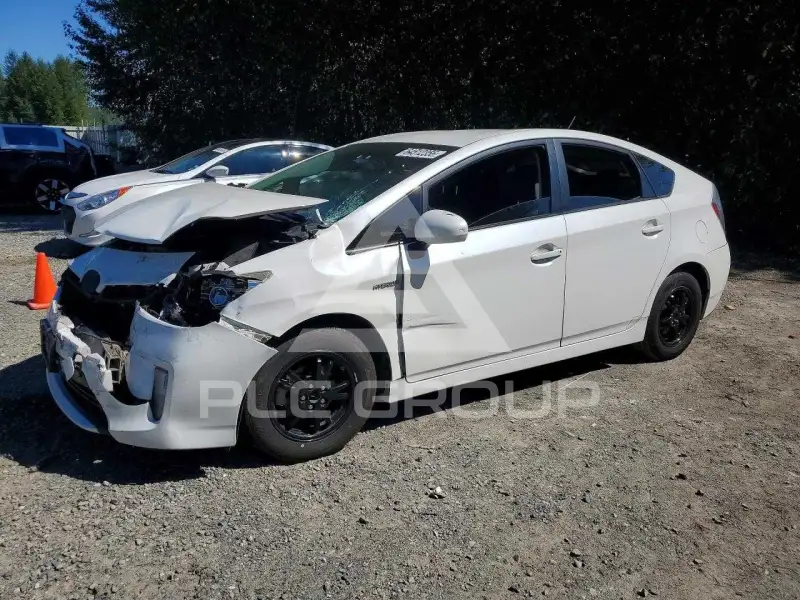 2013 Toyota PRIUS фото