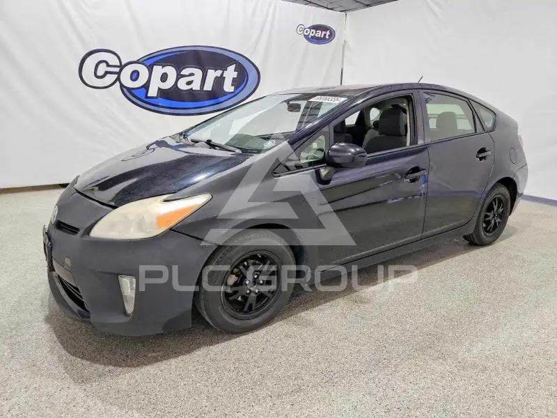 2013 Toyota PRIUS фото