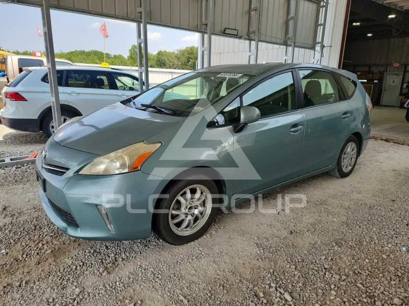 2013 Toyota PRIUS фото