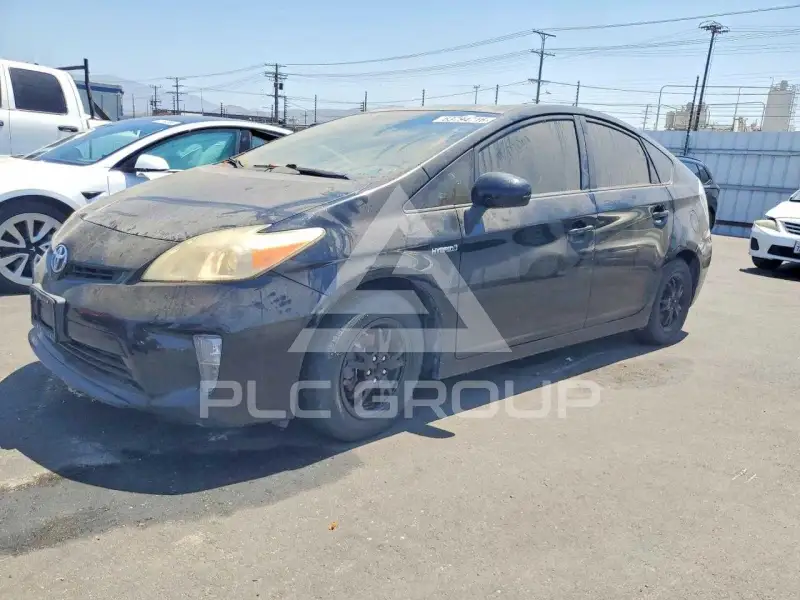 2013 Toyota PRIUS фото
