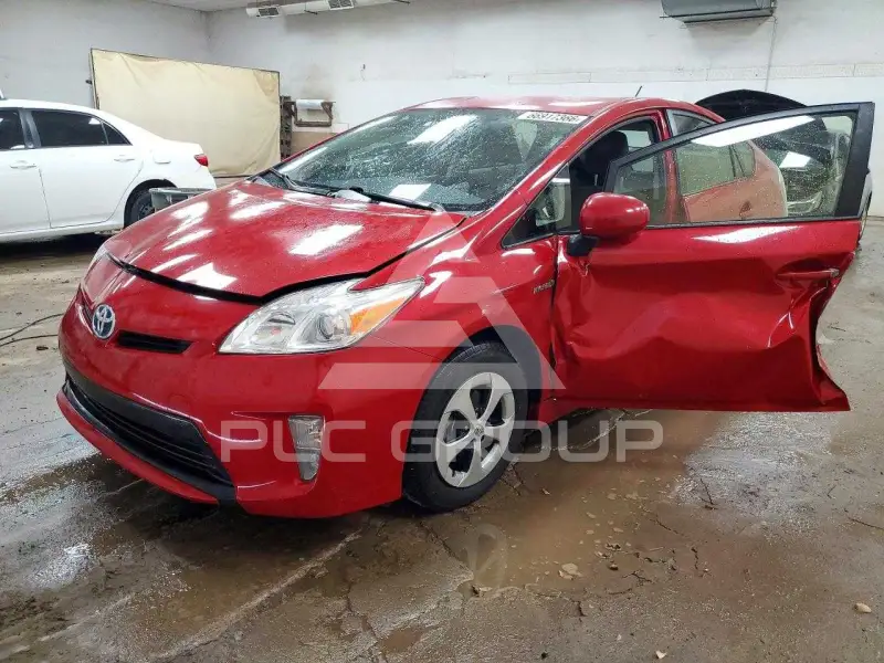 2013 Toyota PRIUS фото