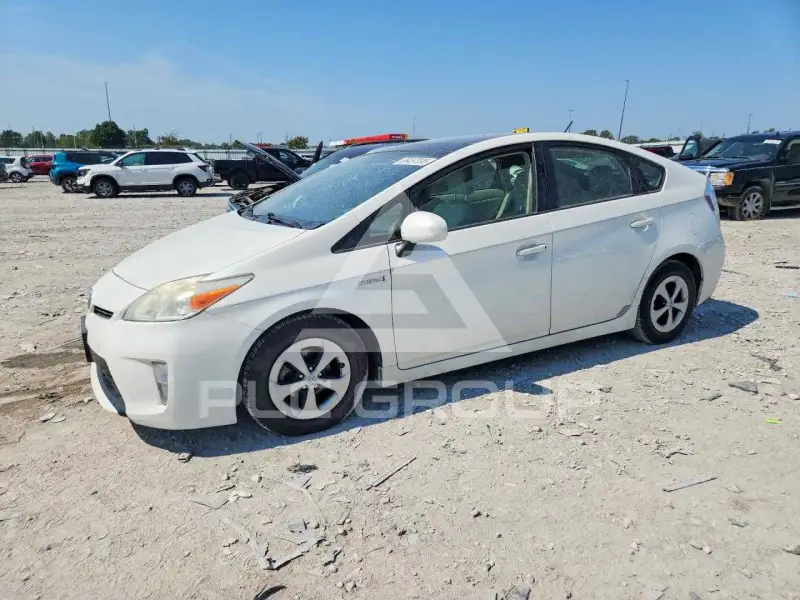 2013 Toyota PRIUS фото