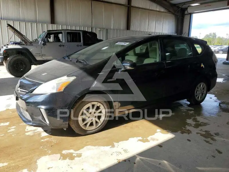 2013 Toyota PRIUS фото