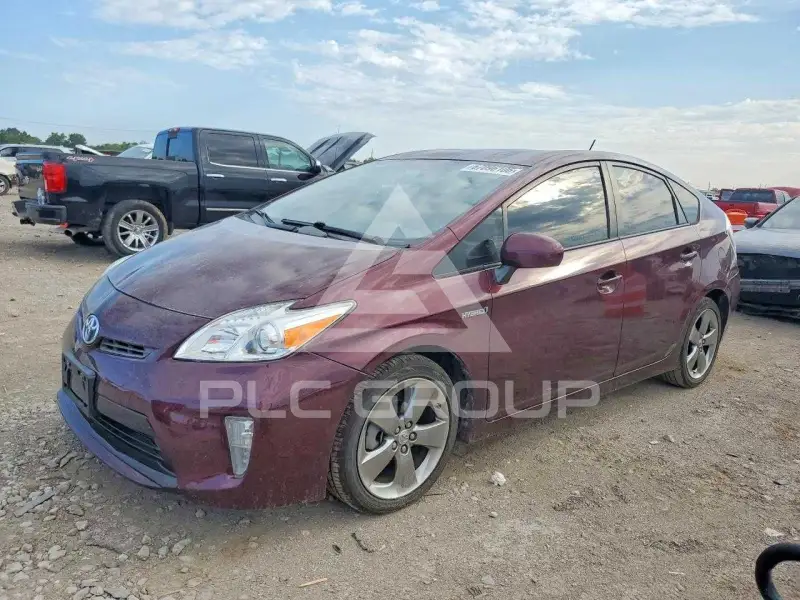 2013 Toyota PRIUS фото