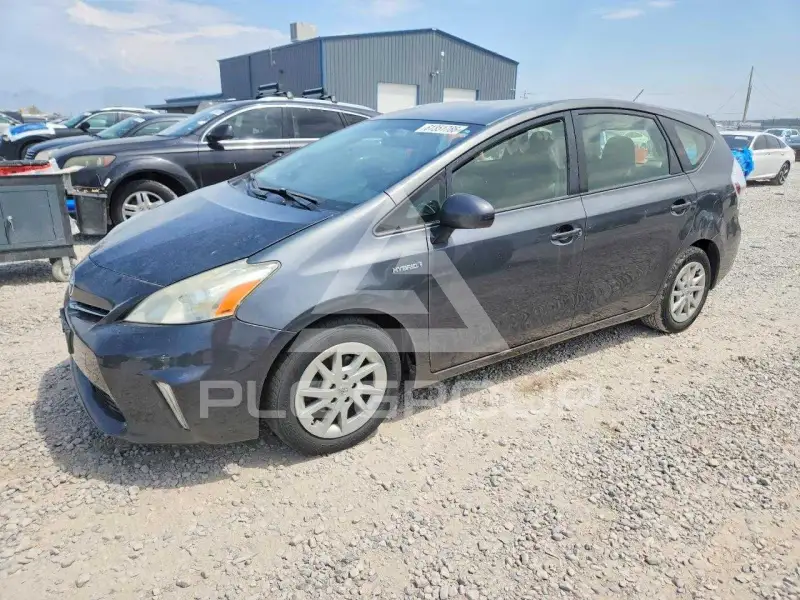 2013 Toyota PRIUS фото