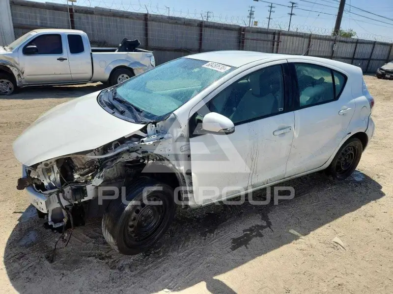 2013 Toyota PRIUS photo