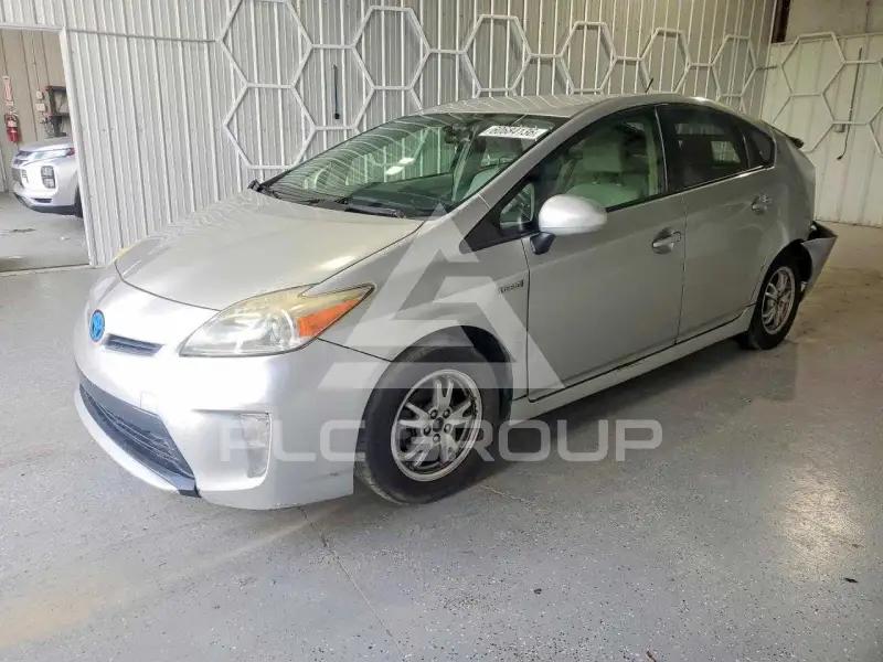 2013 Toyota PRIUS photo