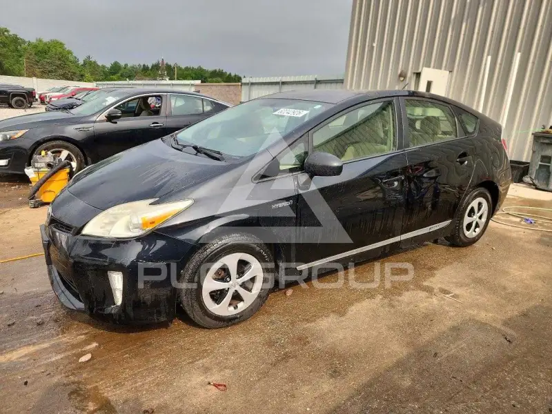 2013 Toyota PRIUS photo