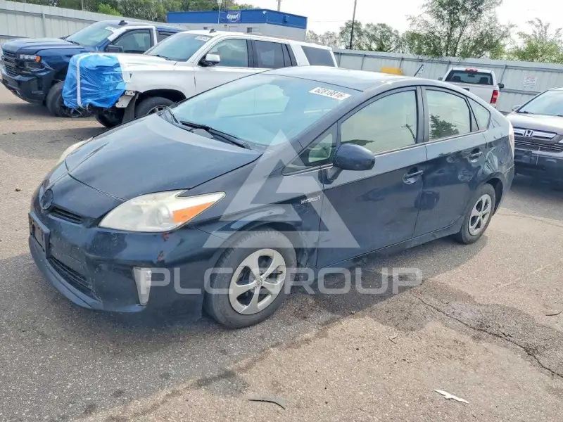2013 Toyota PRIUS photo