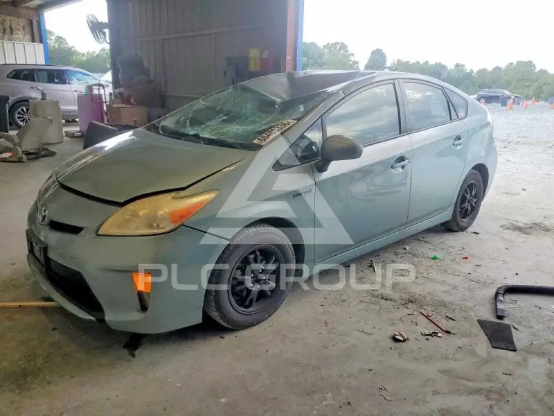 2013 Toyota PRIUS photo