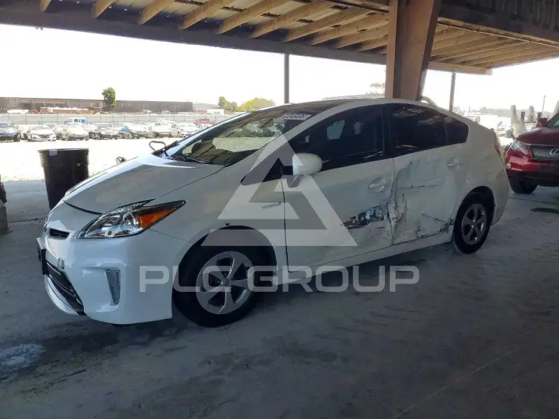 2013 Toyota PRIUS фото