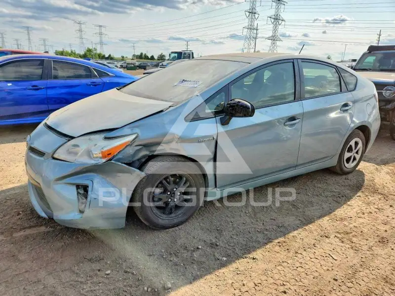 2013 Toyota PRIUS фото