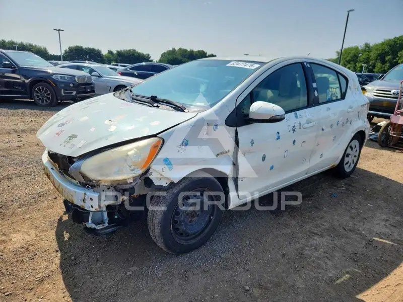 2013 Toyota PRIUS фото