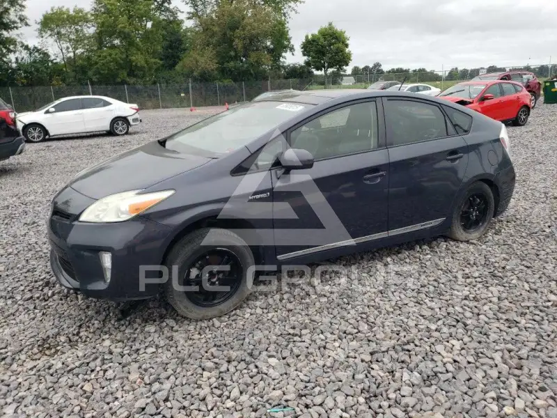 2013 Toyota PRIUS фото