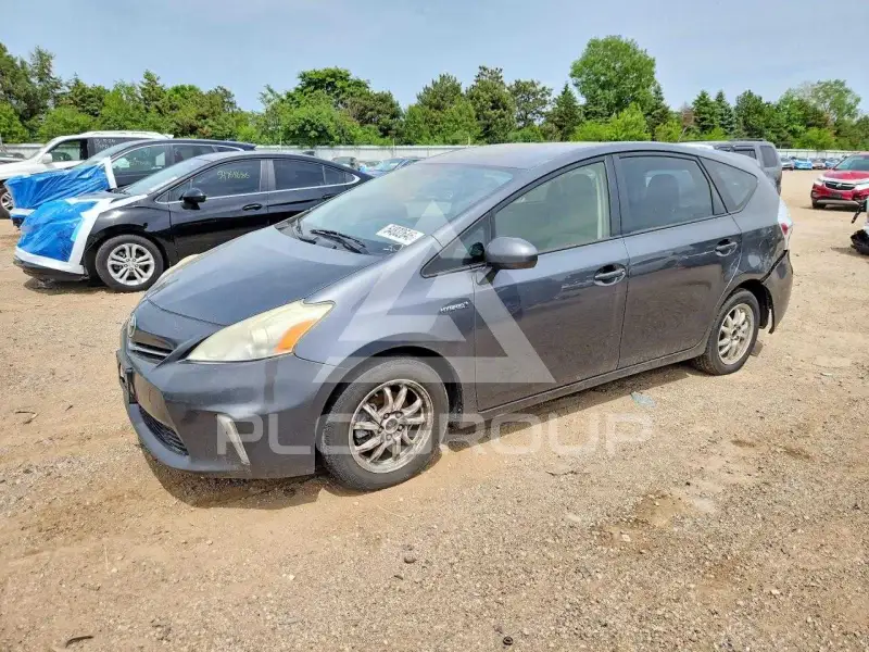 2013 Toyota PRIUS фото