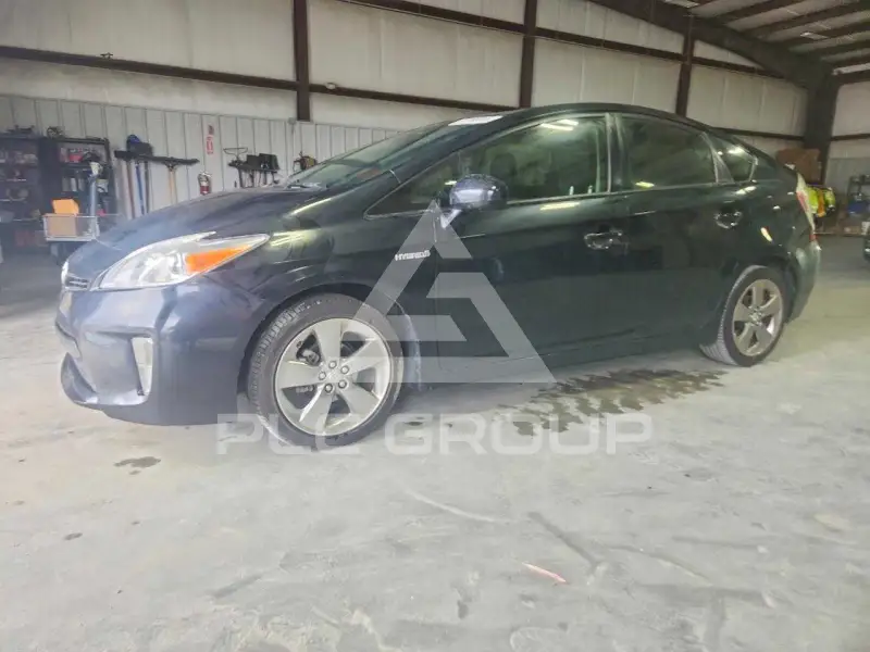 2013 Toyota PRIUS фото
