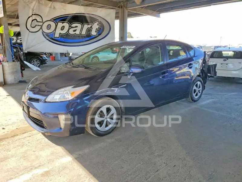 2013 Toyota PRIUS фото