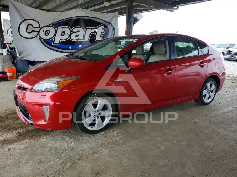 2013 Toyota PRIUS фото