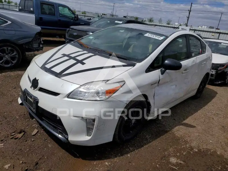 2013 Toyota PRIUS фото