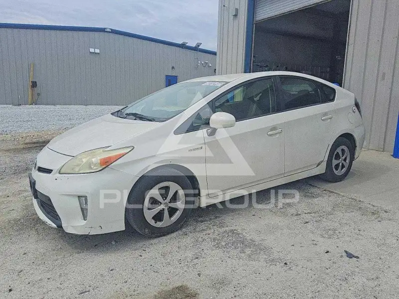 2013 Toyota PRIUS фото