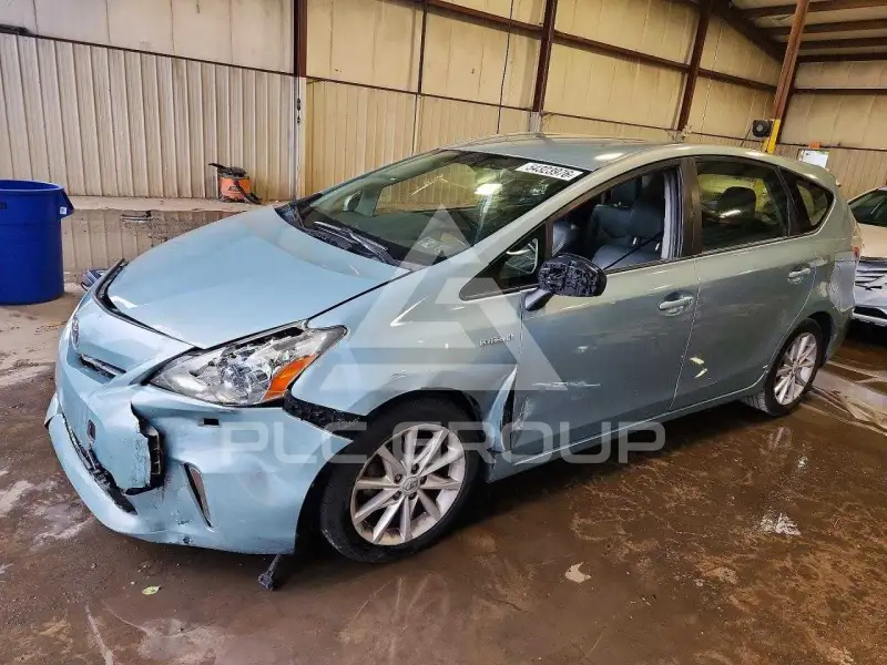 2013 Toyota PRIUS фото