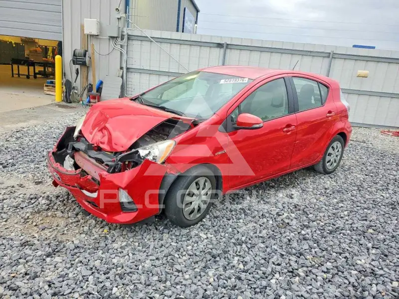 2013 Toyota PRIUS фото