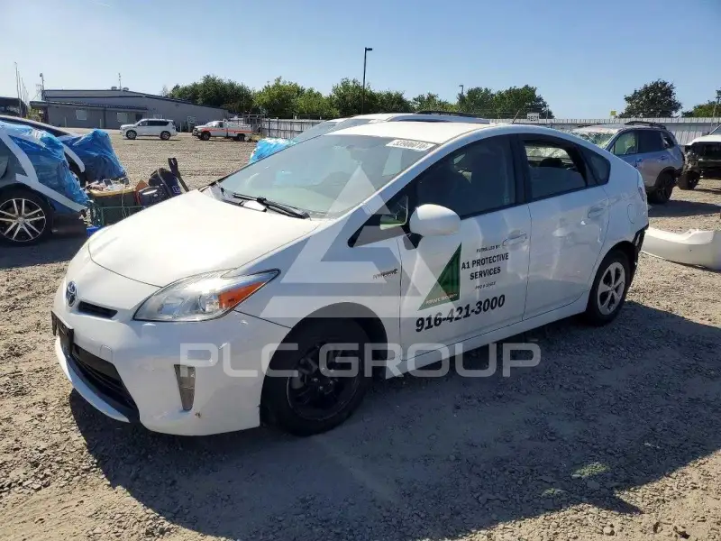 2013 Toyota PRIUS фото