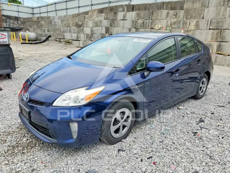 2013 Toyota PRIUS фото