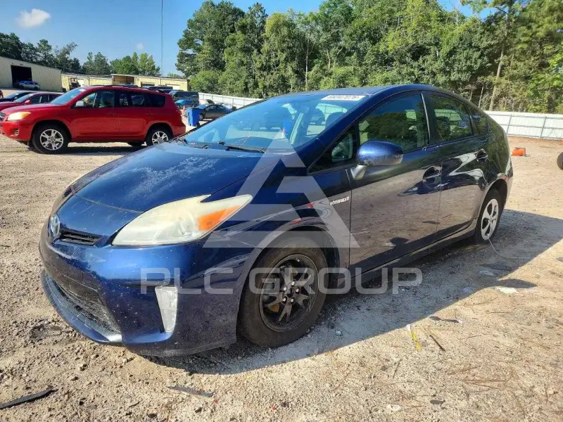 2013 Toyota PRIUS фото