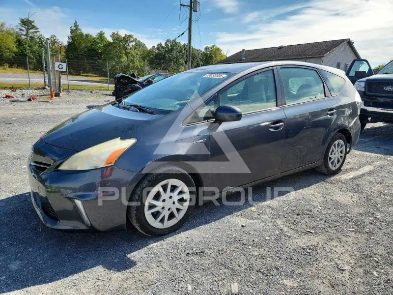 2013 Toyota PRIUS photo