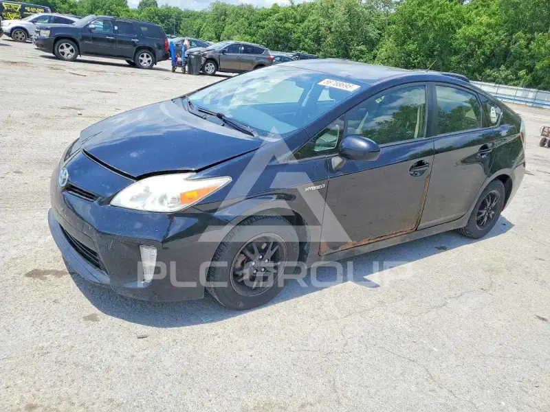2013 Toyota PRIUS photo
