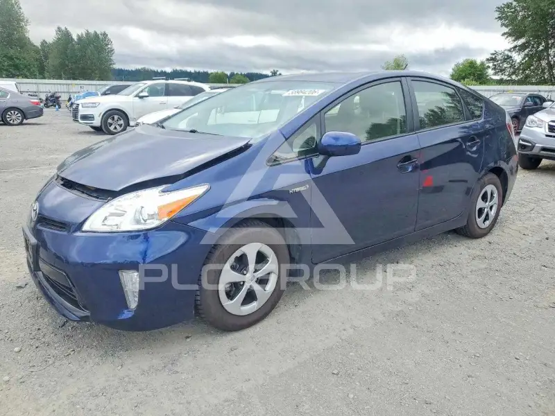 2013 Toyota PRIUS фото