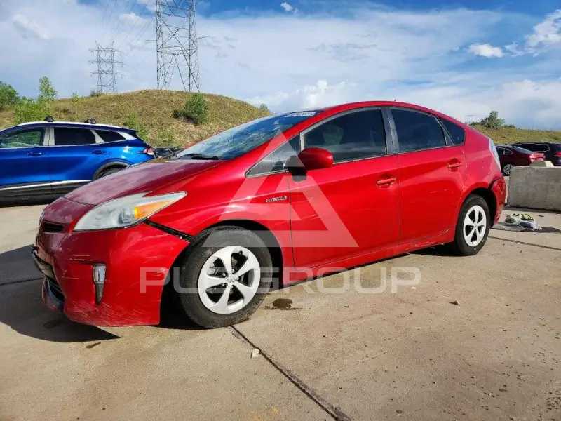 2013 Toyota PRIUS фото
