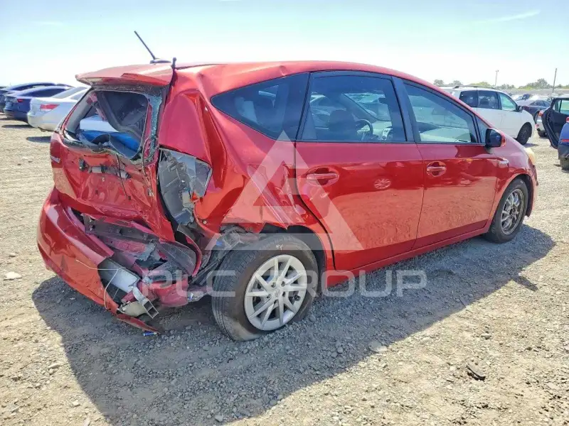 2013 Toyota PRIUS photo