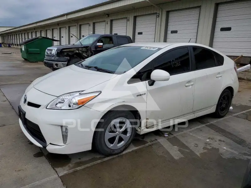 2013 Toyota PRIUS фото