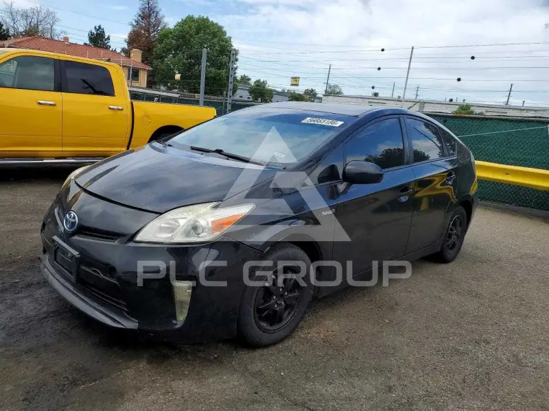 2013 Toyota PRIUS фото