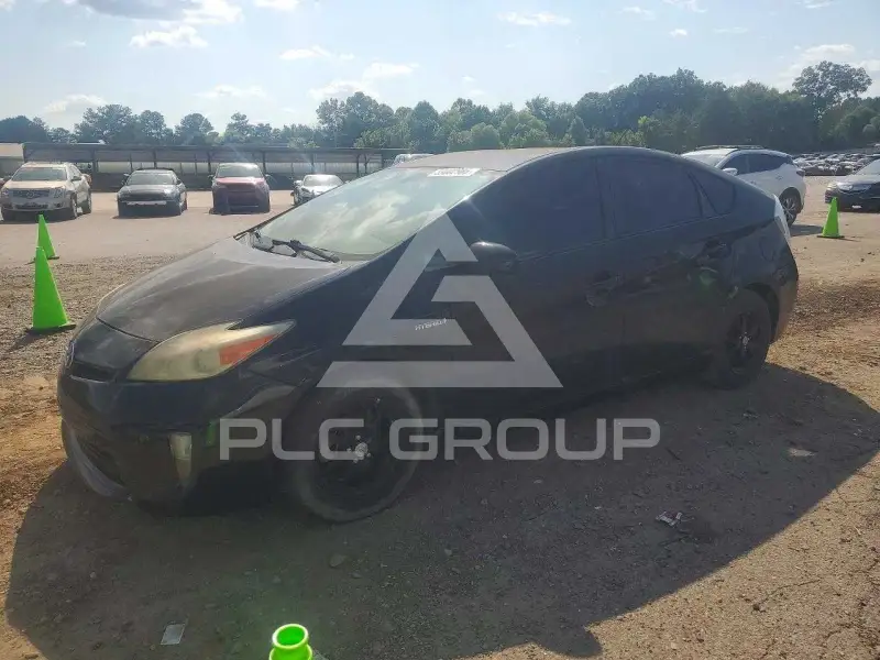 2013 Toyota PRIUS photo