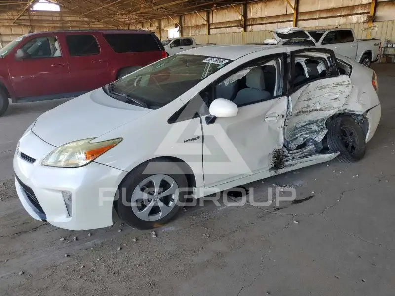 2013 Toyota PRIUS фото