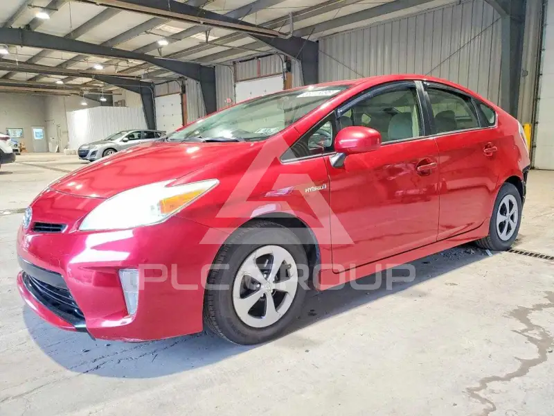 2013 Toyota PRIUS фото