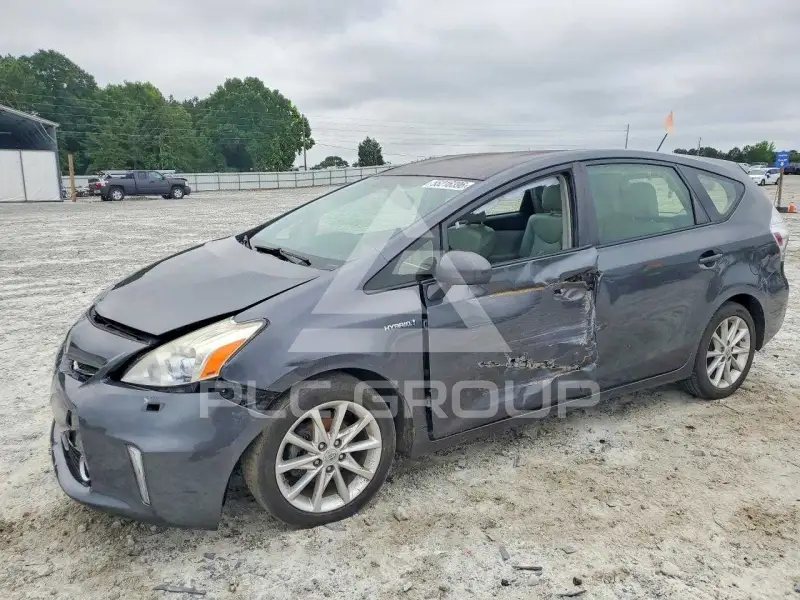 2013 Toyota PRIUS фото