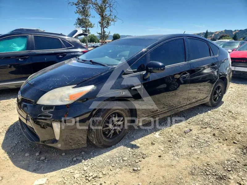 2013 Toyota PRIUS фото